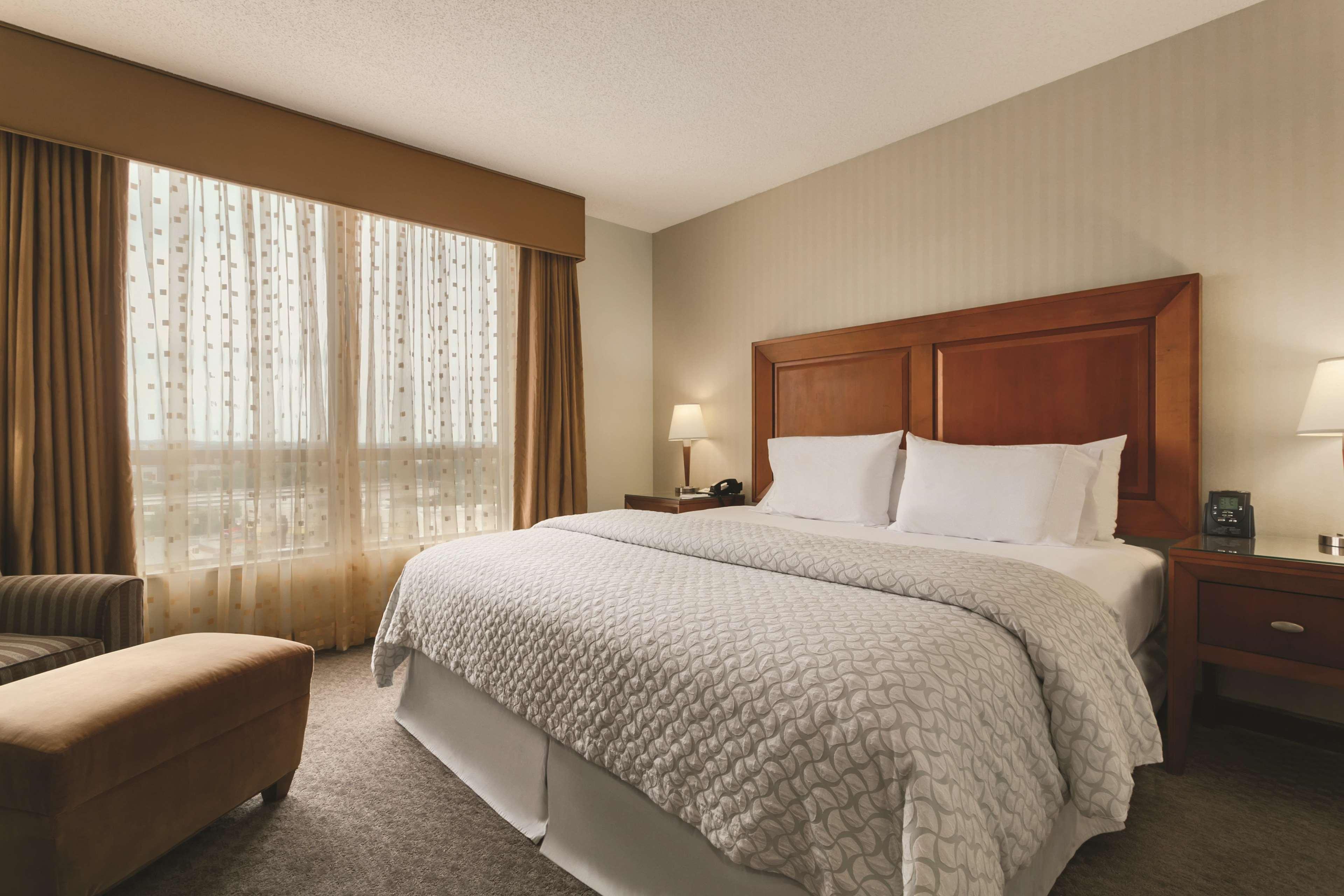 Embassy Suites By Hilton Dulles North Loudoun Экстерьер фото