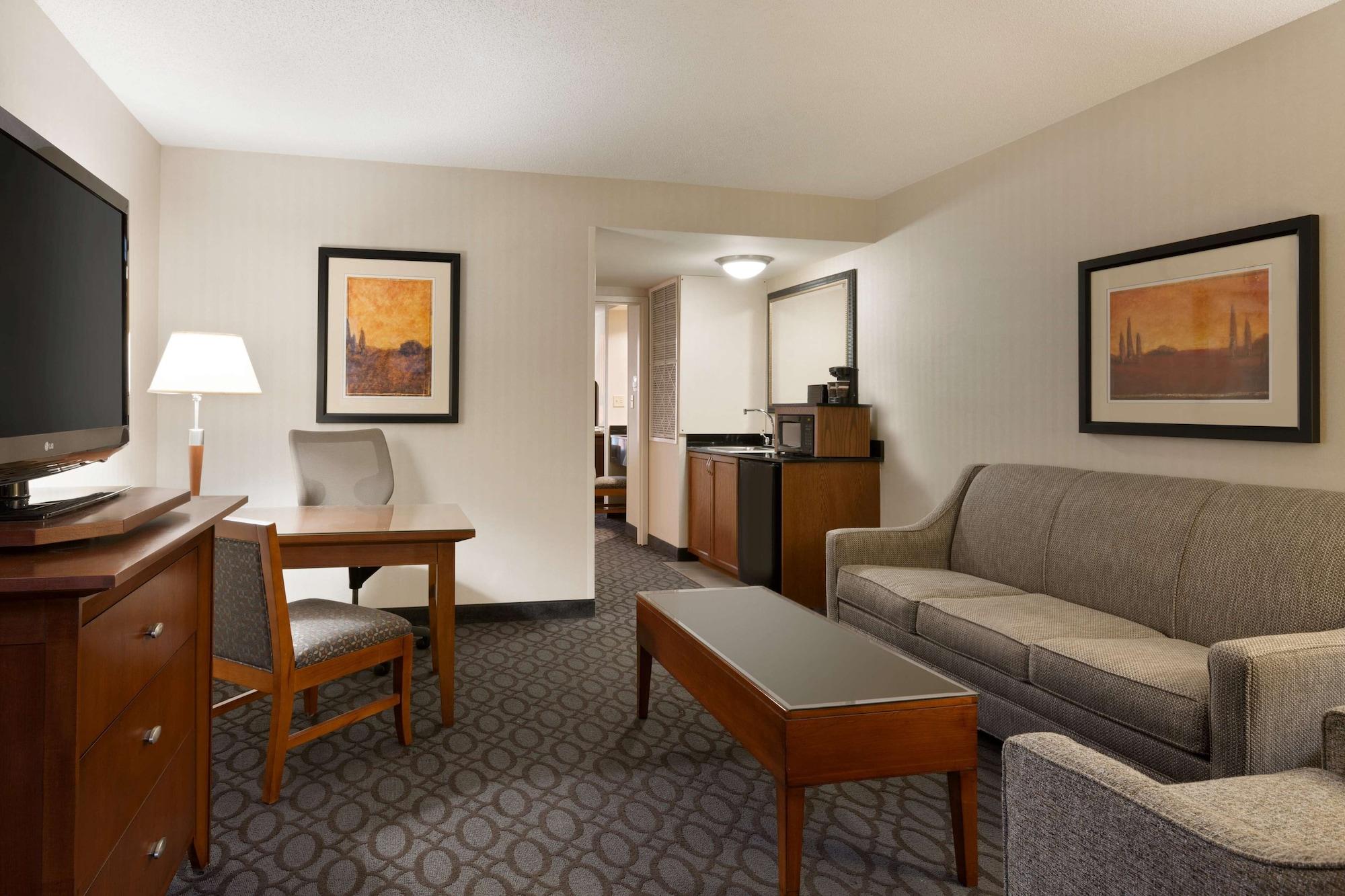 Embassy Suites By Hilton Dulles North Loudoun Экстерьер фото