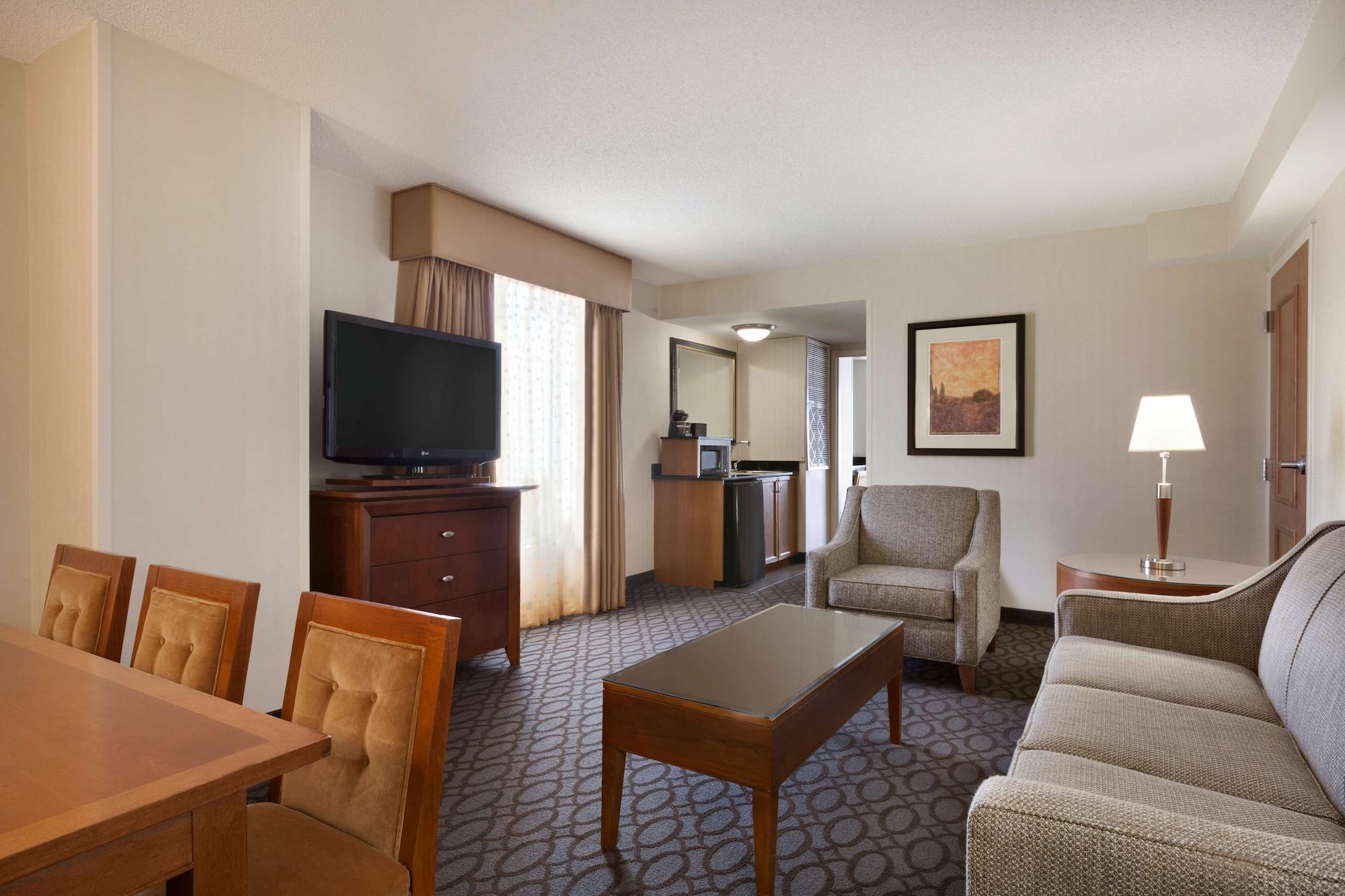Embassy Suites By Hilton Dulles North Loudoun Экстерьер фото