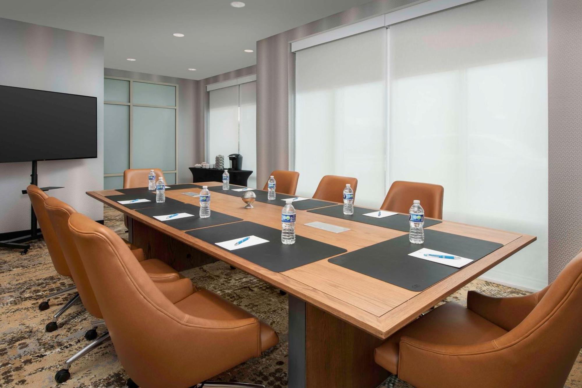 Embassy Suites By Hilton Dulles North Loudoun Экстерьер фото