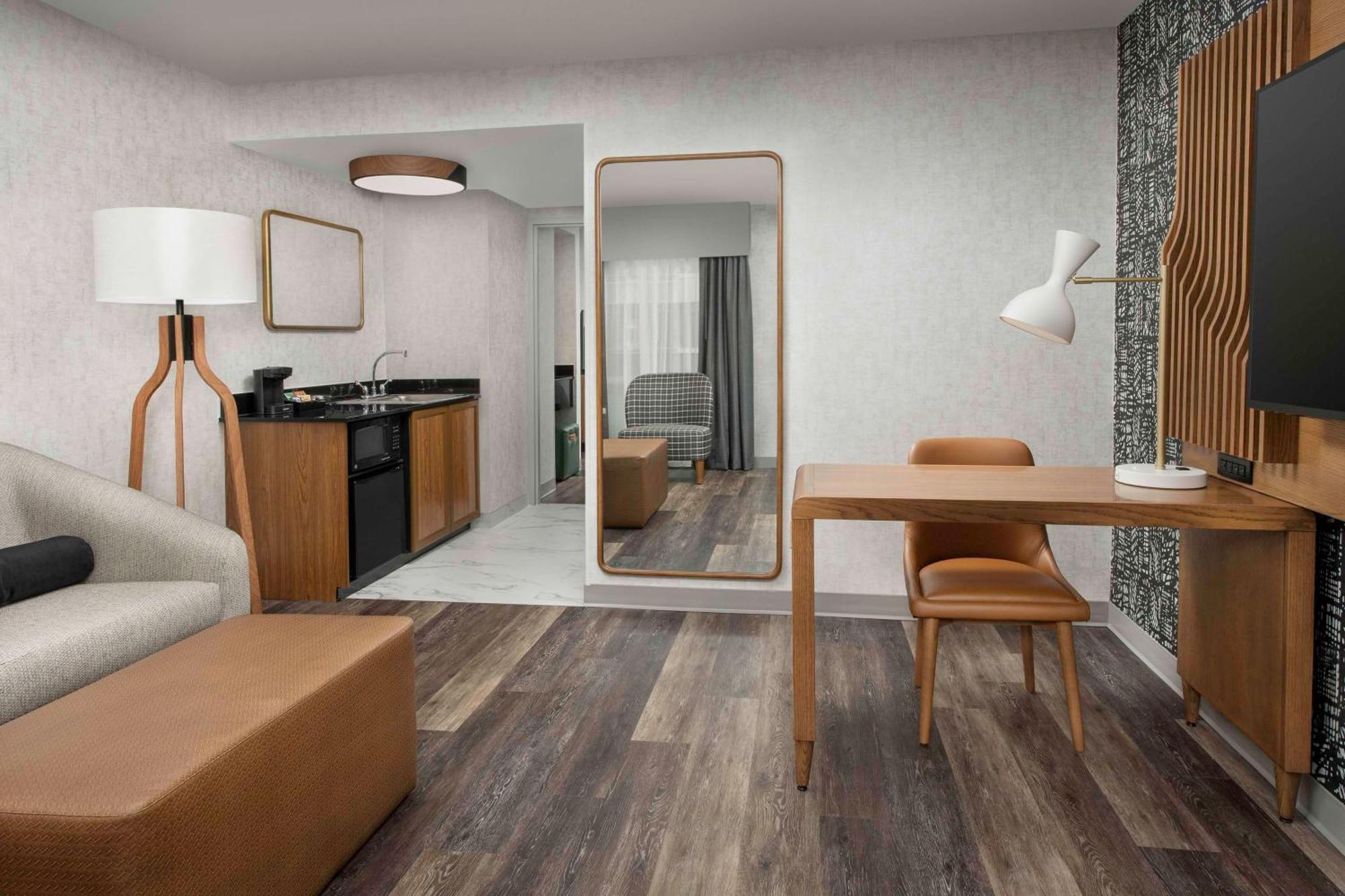 Embassy Suites By Hilton Dulles North Loudoun Экстерьер фото