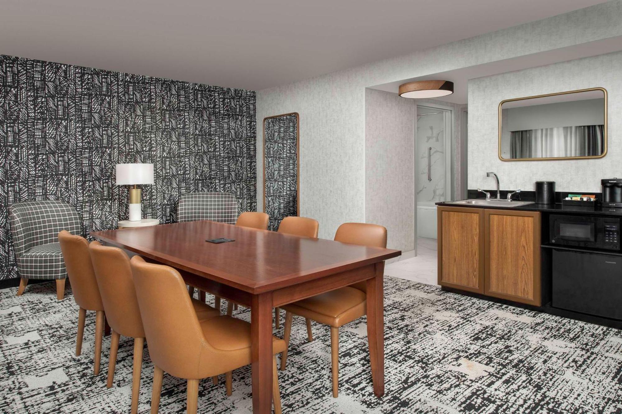 Embassy Suites By Hilton Dulles North Loudoun Экстерьер фото